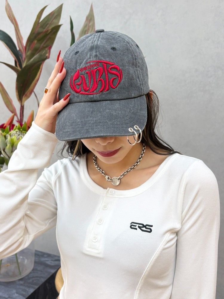 EVRIS CLUBロゴキャップ