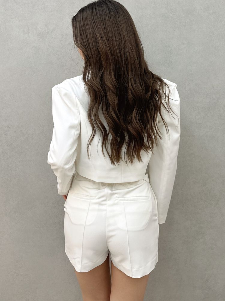 GYDA ビジューベルトショートパンツ