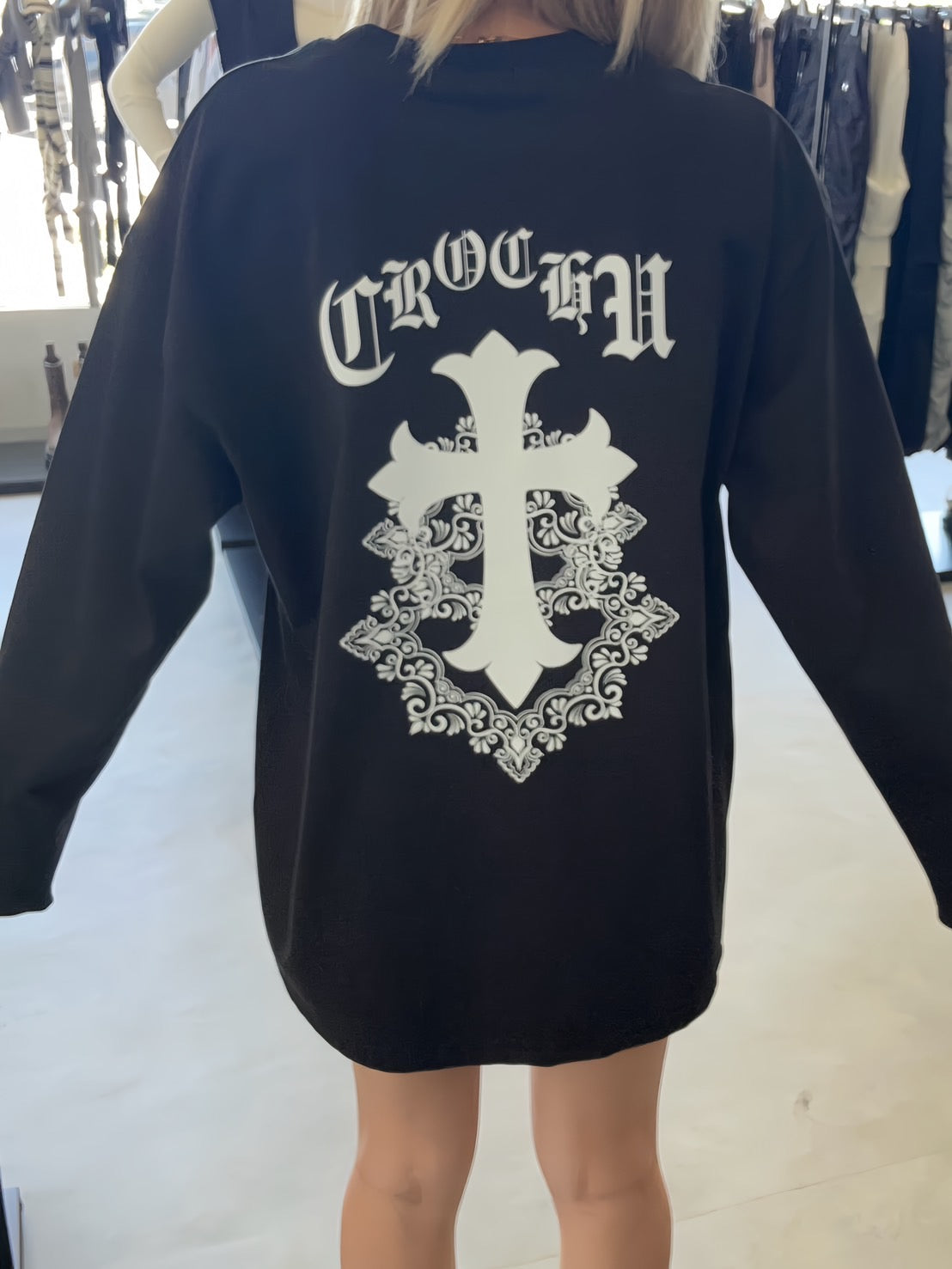 CROCHU ユニセックスBACKプリントロンT
