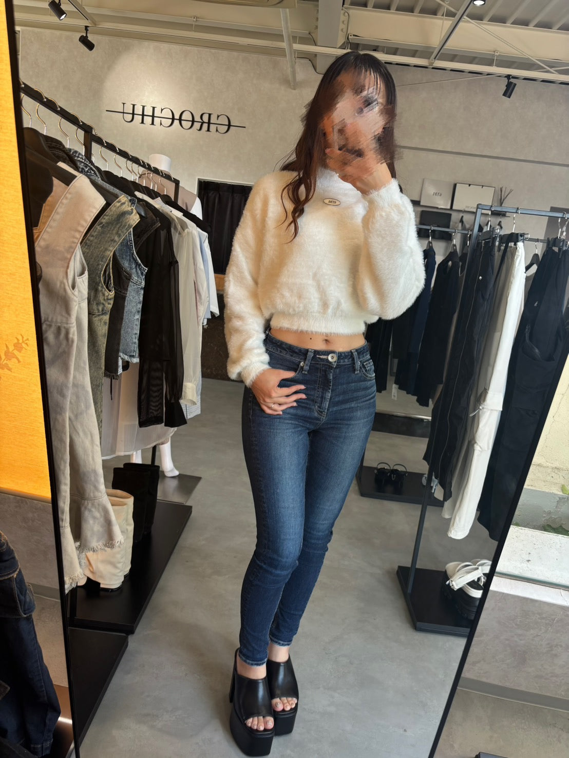 GYDA プレートシャギーニットトップス
