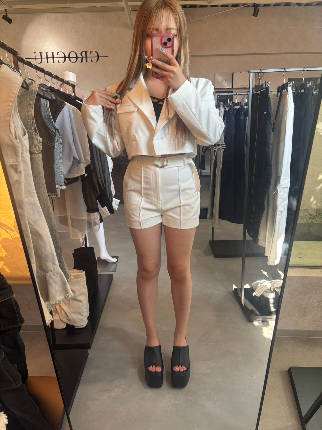 GYDA ビジューベルトショートパンツ