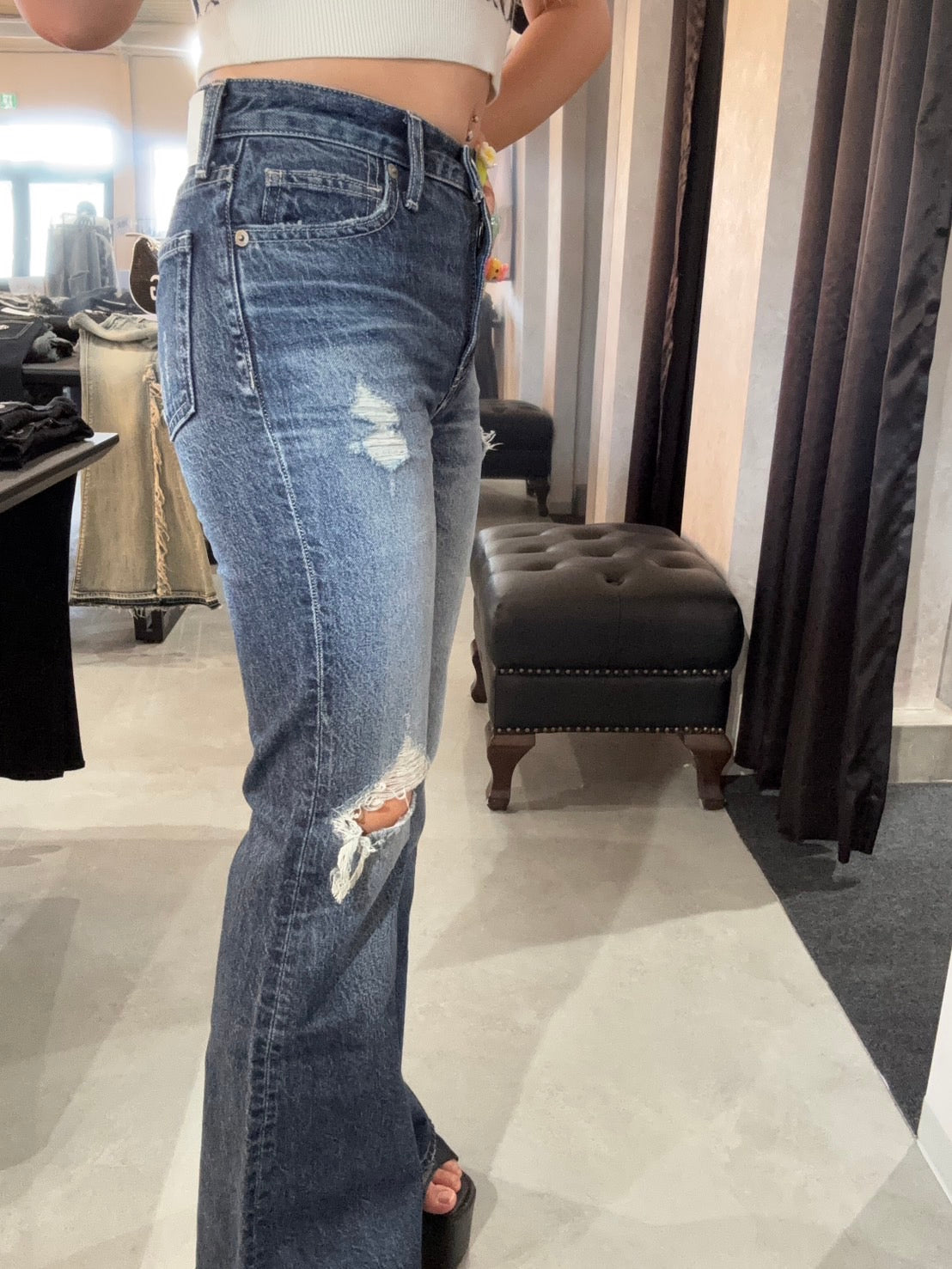 GYDA ミドルウエストSIDE RIPPEDフレアデニムパンツ
