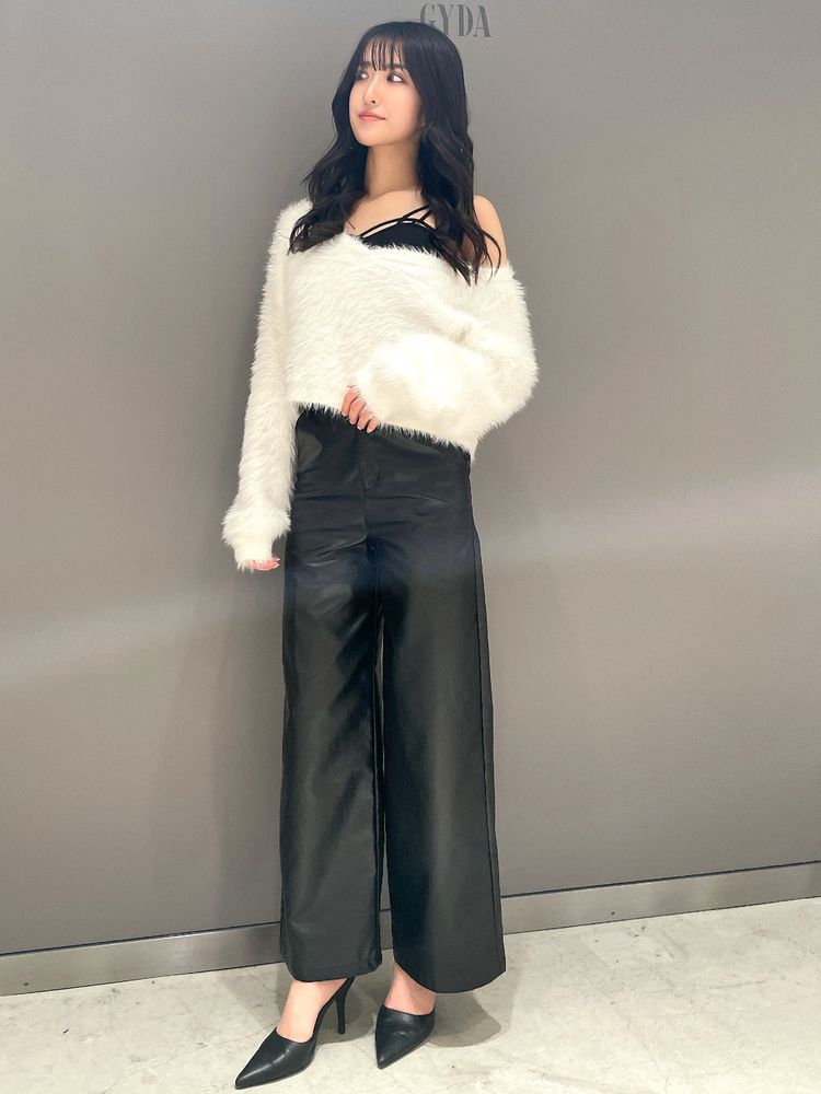 GYDA フェイクレザーワイドパンツ