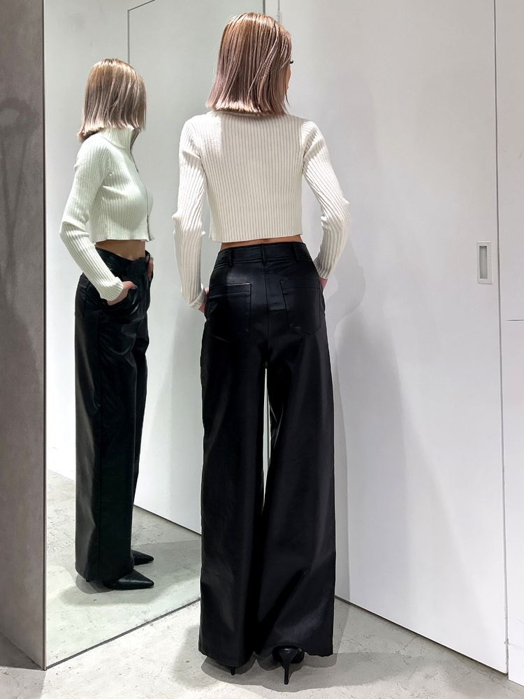 GYDA フェイクレザーワイドパンツ