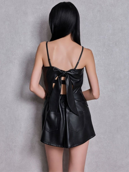 GYDA BACKリボンフェイクレザースカートライクミニワンピース