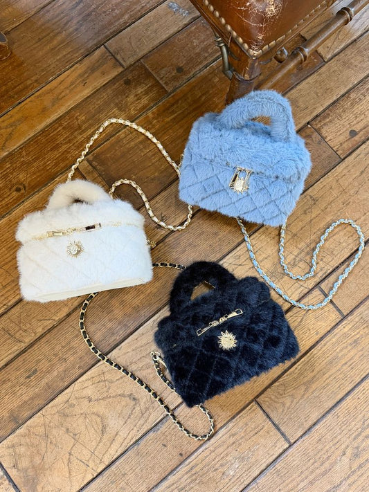 EVRIS フェイクファーキルティングバニティーBAG