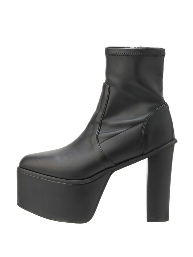 GYDA バルキーショートブーツ