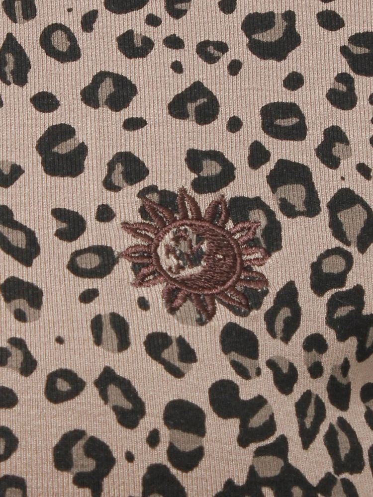 EVRIS SUNNY ショートTシャツ