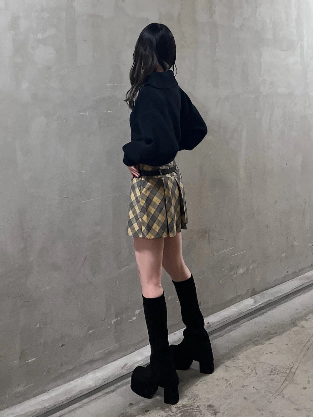 EMODA チューズハーフジップニット