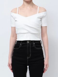 GYDA ハーフスリーブカシュクールオフショルショートトップス