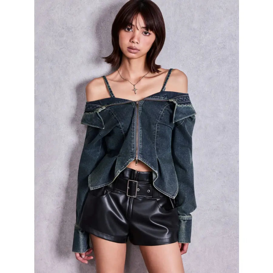 GYDA ベルト付きストレッチフェイクレザーショートパンツ