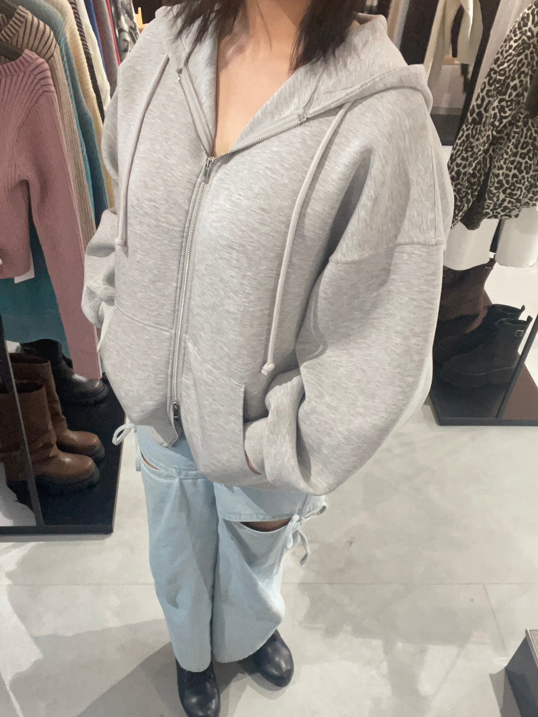 EMODA オーバージップフーディー