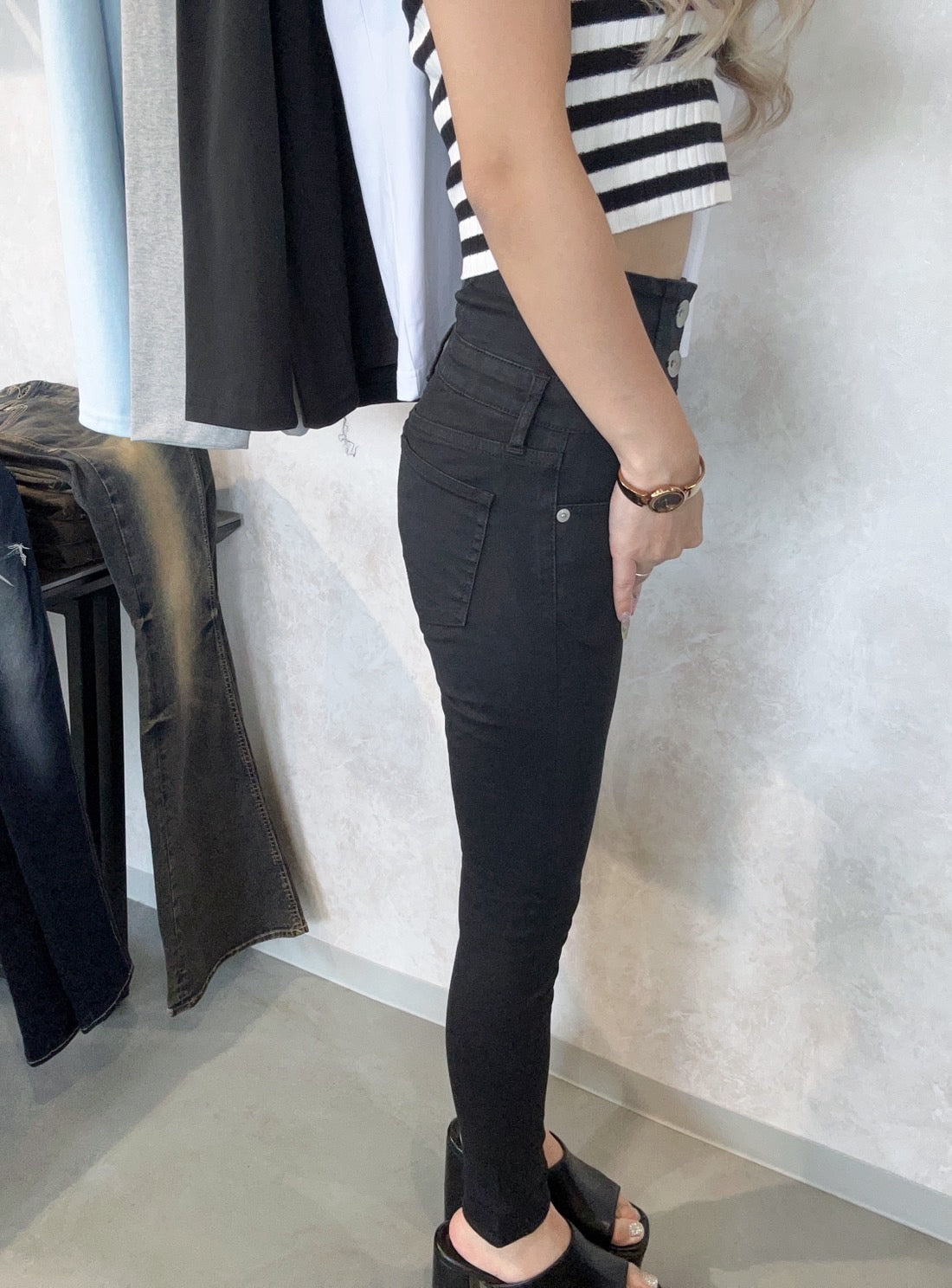 GYDA ハイウエストクロススキニーデニムパンツ
