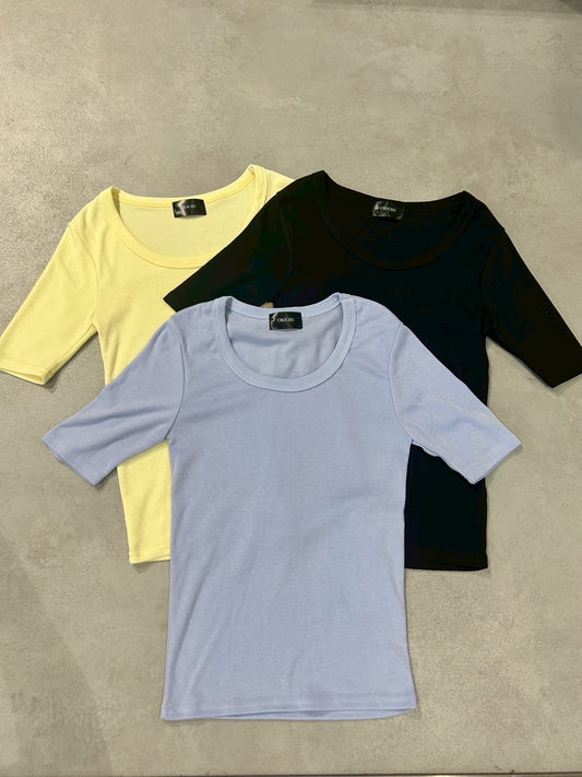 CROCHU カットフィットUネックTシャツ
