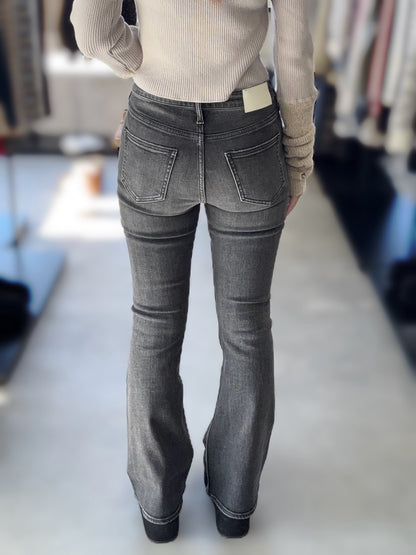 GYDA ハイウエストbijou フレアデニムパンツ