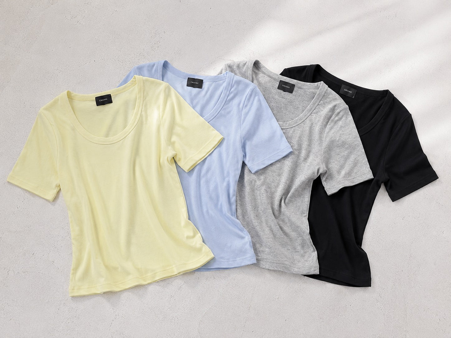 CROCHU カットフィットUネックTシャツ