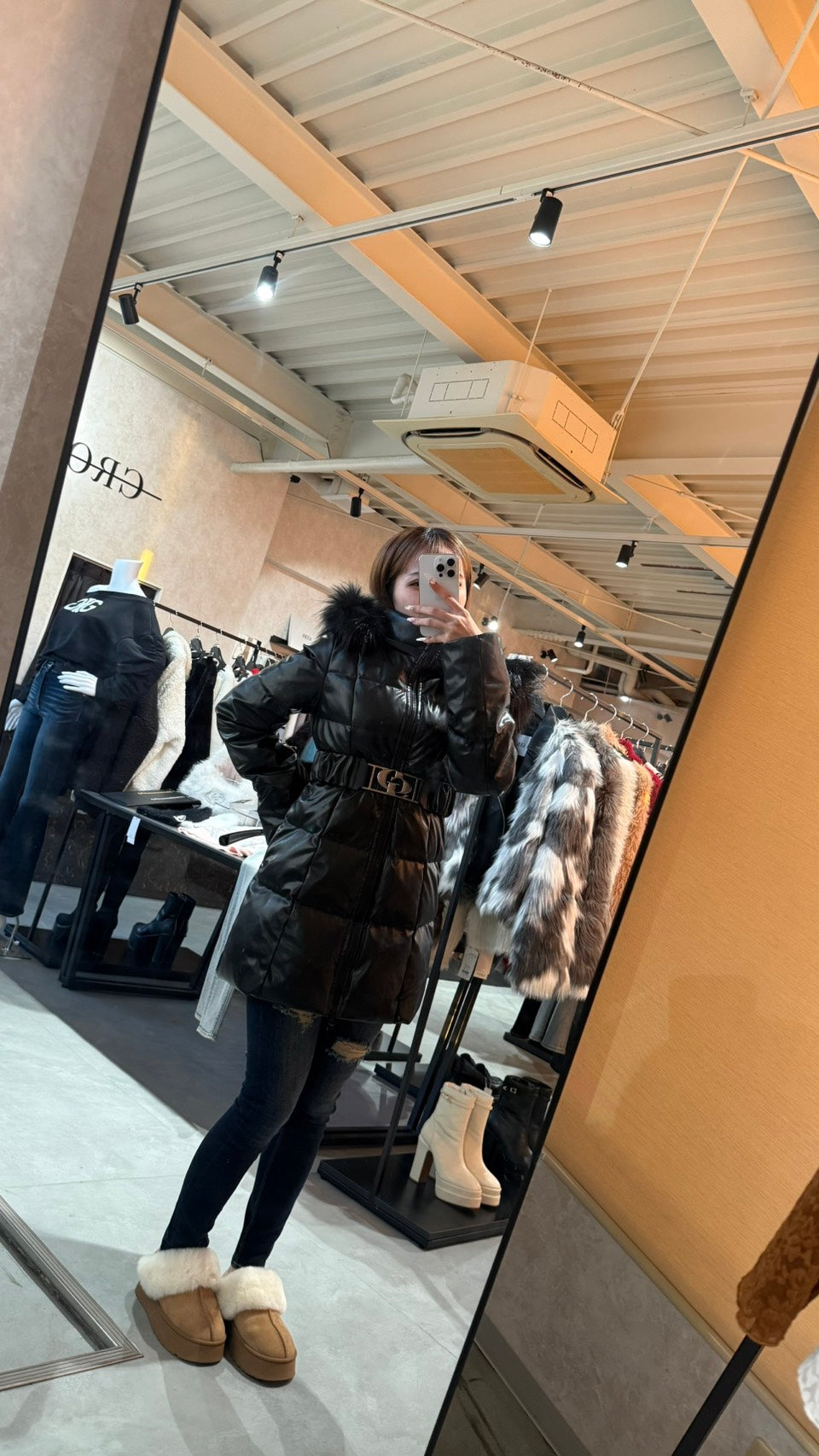 GYDA GDベルト付きフェイクレザーロングダウンコート