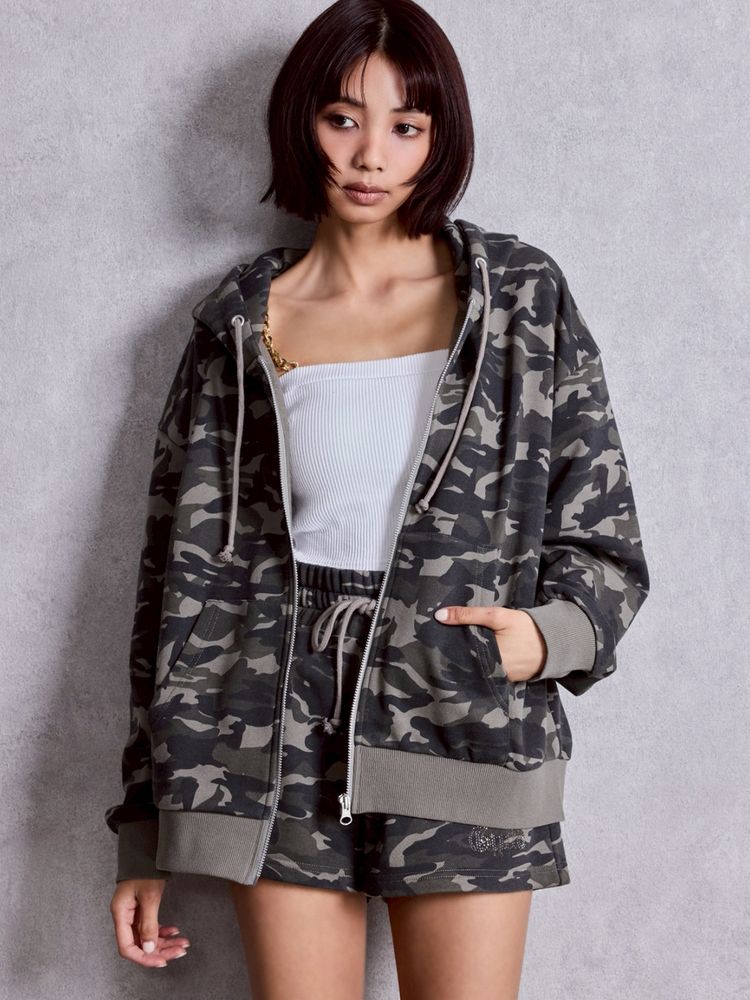 GYDA NEW BACK GYDA ラインストーンラメパーカー