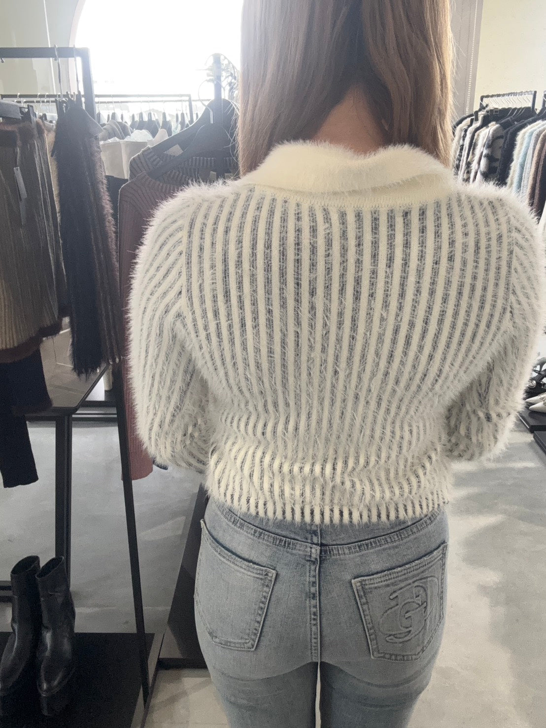 EMODA シャギープレーティングジップトップス