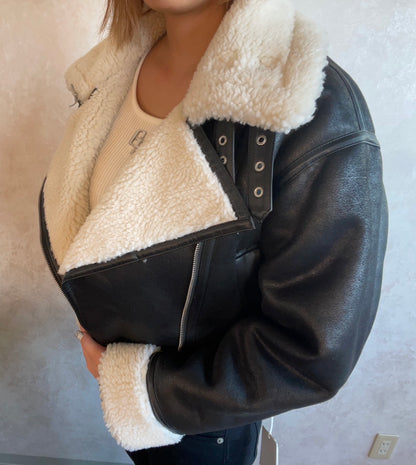 GYDA フェイクスウェードボアショートジャケット