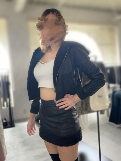 GYDAフーディーフェイクレザーボアコート